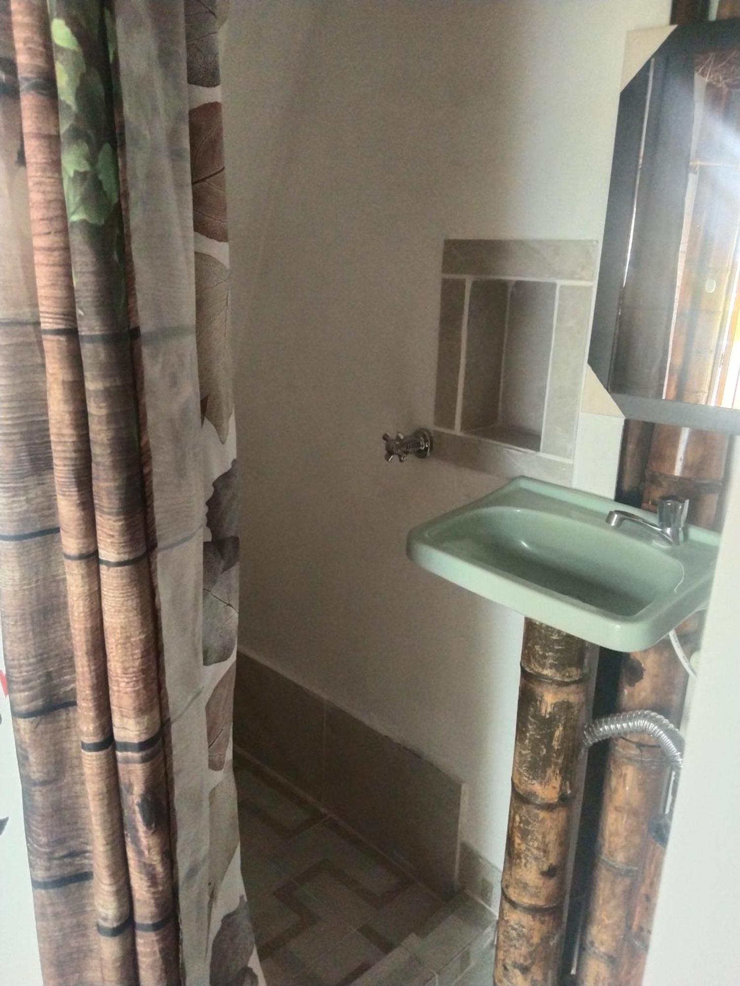 Hostal Bremen Jq Filandia Ngoại thất bức ảnh
